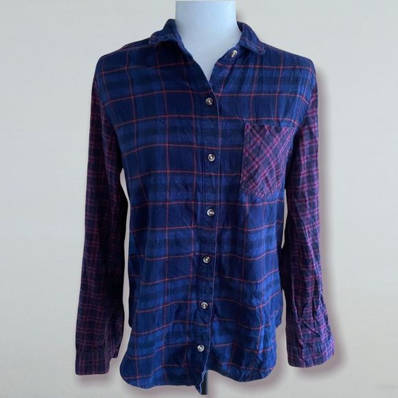 4/$20 ⭐️ Urban Outfitters BDG • Navy & Red Plaid Patchwork Button Down Shirt - Picture 1 of 11